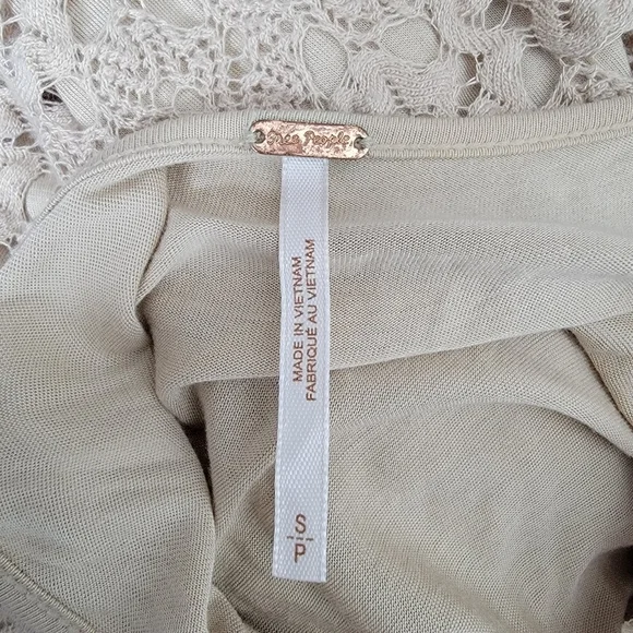 FREE PEOPLE Nude Mini Dress Lily Crochet Blouson Lace Overlay Cutout Women Small - Picture 10 of 14